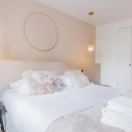 Cmg Residence Canal Saint-Martin Vellefaux-2